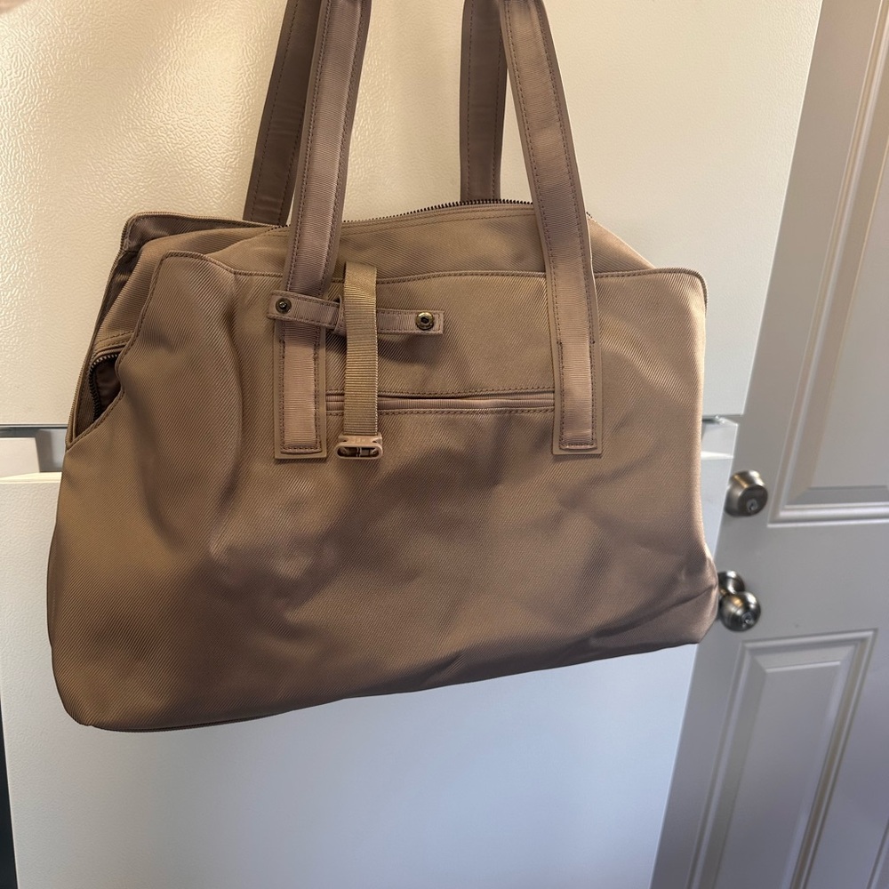 Lulu lemon over night bag